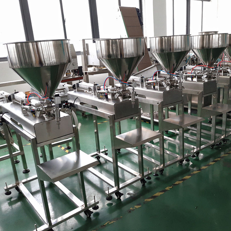 Pneumatic Type Semi Automatic Liquid Filling Machine 300BPH-800BPH